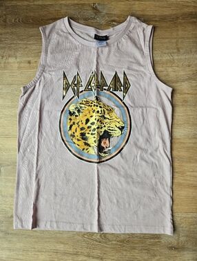 NWOT Def Leppard Women's Muscle Tank Top size M